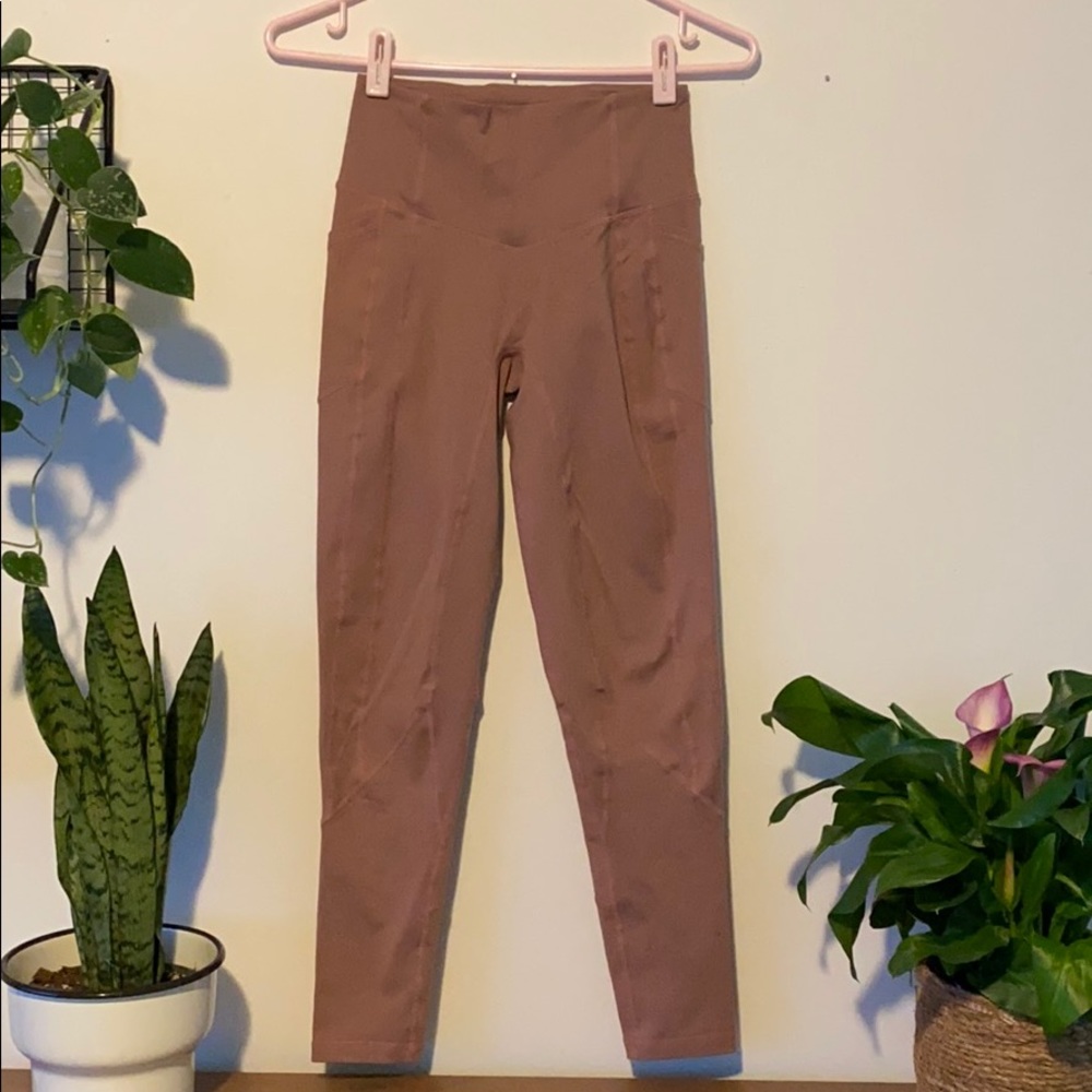 Leggings with pockets